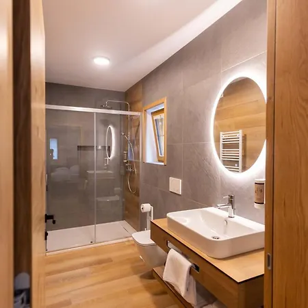 Boutique Loka 4*