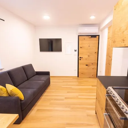 Hotel Boutique Loka 4*