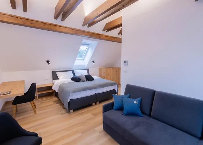 Boutique Loka שקופיה-לוקה